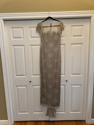 Vestido de alta costura de seda Rose Thaf para mujer talla 12.   32 cintura/58 largo Foto 1 de 4