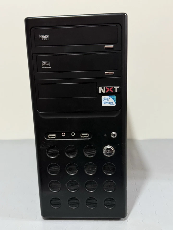 Pc NXT  Intel Pentium Dual Core E5300 Ram 2Gb MSI MS-7529 XP Prof SP3 2024 - Immagine 1 di 4
