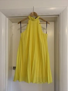 Beautiful Yellow Halter Neck Misguided Dress Size 10 - Picture 1 of 2