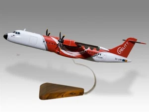 ATR 72-200 Helitt Desk Wood Airplane New Model Large Scale 1/72 - Picture 1 of 12