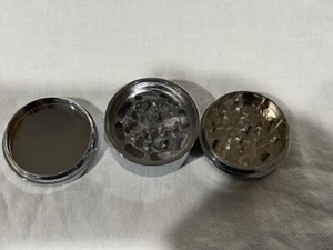 Smerigliatrice alluminio 55mm 3 parti prezzo all'ingrosso spedizione gratuita dopo prima smerigliatrice - Foto 1 di 4