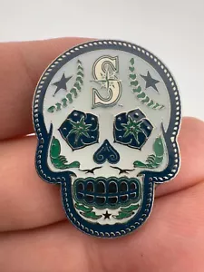 Seattle Mariners SUGAR SKULL Collector Lapel Pin - Rare White Color - PSG - Picture 1 of 5