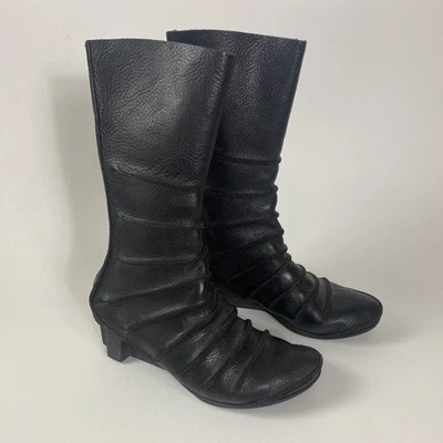 TRIPPEN Germany Black Leather Boots 2" Wedge Back Zip Size EU 40 US 9 - Image 1 of 4