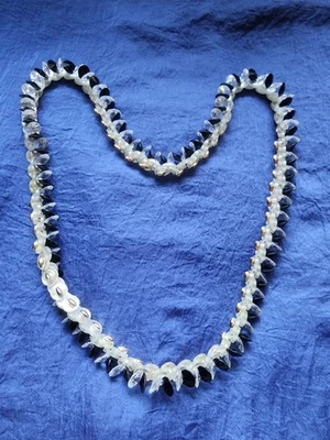 Collar Botón Hecho a Mano Transparente Blanco Negro Tono Dorado Extravagante Único 31" Alrededor Foto 1 de 4