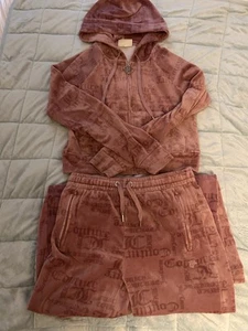 Juicy Couture Tracksuit size 8, barely worn - Picture 1 of 6
