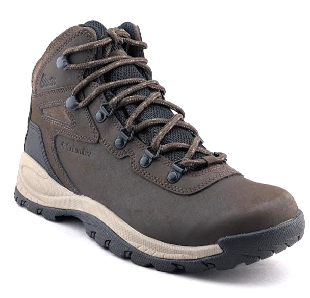 Columbia Women’s Size 10.5 Newton Ridge™ Plus Waterproof Hiking Boot Brown/Black - Image 1 of 4