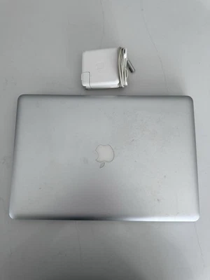 MC371LL/A MacBook Pro (15-inch, Mid 2010) A1286  15.4" Laptop 85w MagSafe - Image 1 of 4