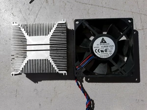 21JJ90 CPU COOLER, 12VDC 410MA 80MM FAN ON 210G, 75X75X32MM ALUMINUM HEAT SINK - Picture 1 of 4