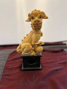 LARGE 10.5" VINTAGE CHINESE RESIN FOO DOG FIGURINE - ITALY - Picture 1 of 4