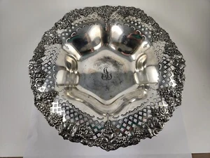 Antique Derby Silver Co. Quadruple Plate 1259 Fruit Bowl - Picture 1 of 8