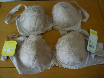 2 pares de sutiã confortável japonês Wacoal ワコール Wing fufu C80 EUA B ou C 36 - Imagem 1 de 4