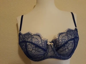 b. tempt'd Blue & White Lace 34B U/W Foam Cup Balconette Bra NO Wear XLNT - Picture 1 of 8