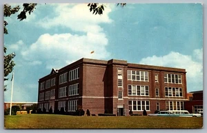 Postcard Milford DE c1950s Milford High School Old Cars - Picture 1 of 2