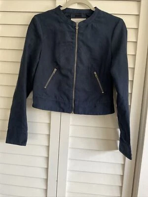 Jaqueta curta bcbg camurça artificial pequena azul marinho - Imagem 1 de 4