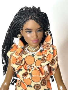 Barbie Fashionistas #172 Afroamericana Micro Trenzas Muñeca AA ÚNICA EN SU CLASE Revestida - Imagen 1 de 3