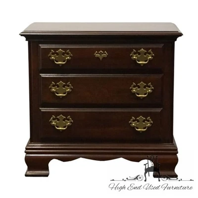 MUEBLE KINCAID Cherry Mountain III Cerezo Sólido Estilo Tradicional 26" Tres... Foto 1 de 4