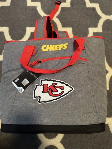 Rawlings Chiefs Cooler Backpack Brand New with tags Cover