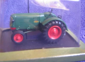 DIE CAST TRATTORE OLIVER STANDAR 70-1947 SCALA 1/43 - Foto 1 di 1
