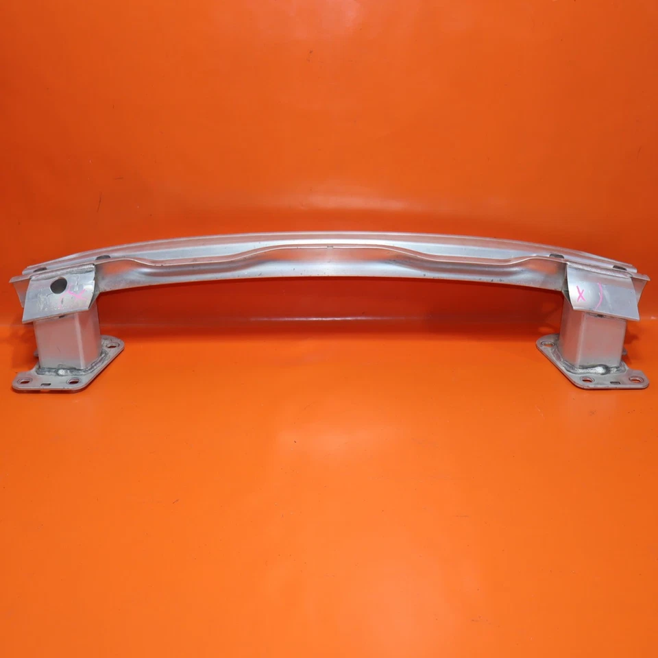 奥迪 Q7 Q8 REINFORCMENT REAR 2017-2020 20212022 2023 2024 2025 4M0807309 原始设备制造商 — 第 1/4 张图片