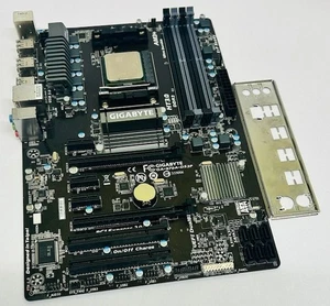 Gigabyte GA-970A-DS3P REV: 1.0 Socket AM3+ / AM3b DDR3 Motherboard, CPU & I/O - Picture 1 of 6