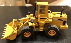 Furukawa FL200 Wheel Loader Diecast Model - Scale 1:45 - Picture 1 of 14