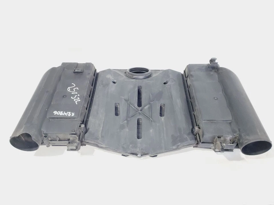 Filtro de aire Mercedes CLK500 2004 2005 2006 OEM 5,0 L Foto 1 de 4