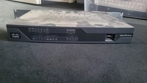 CISCO892-K9 Cisco 892 Gigabit Ethernet Security Router mit Funktionsprotokoll - Zdjęcie 1 z 2