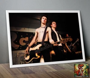 Sid Vicious Johnny Rotten Sex Pistols Colourised Photo / Poster Up To 36" - Picture 1 of 2