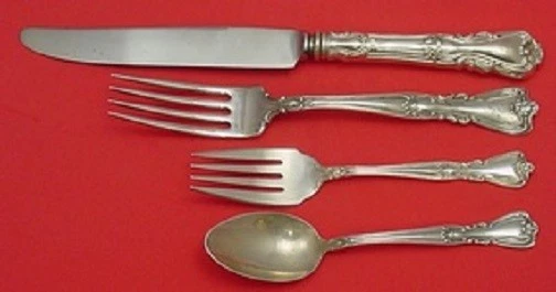 Dama Windsor alias Victoriano Nuevo por Wallace Esterlina Cena Lugar(s) 4 piezas Foto 1 de 1