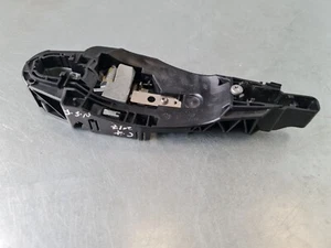 SOPORTE PORTADOR DE MANIJA PUERTA DELANTERA EXTERIOR IZQUIERDO CITROEN C4 CACTUS 2015 - Imagen 1 de 12