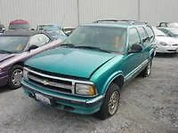 Vidrio trasero usado se adapta a: Chevrolet Blazer s10/jimmy s15 1995 puerta abatible opt E55 Foto 1 de 4