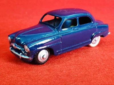 DINKY TOYS 1:43 SIMCA 9 ARONDE VINTAGE 24U no corgi mebetoys mercury edil poli - - Immagine 1 di 4
