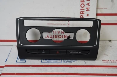 Moldura de controles climáticos Volkswagen Atlas 2018 2019 2020 2021 2022 2023 - Imagem 1 de 4