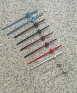 Lote de 10 piñones vintage NOS pintados Ctr/barrido segundas manos-más ajustados .18 - Imagen 1 de 9