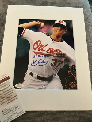 Foto autografiada 8 x 10 de Kevin Gausman Orioles/Blue Jays mate. (El tapete es 11x14) Foto 1 de 4