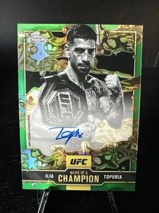 2025 Topps Chrome UFC Ilia Topuria Mark of a Champion Auto Green Refractor /99 - Picture 1 of 2