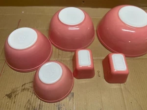 PYREX - 4 pc. PINK Mixing, Nesting Bowl Set - #401, 402, 403, 404, 2 extras 501 - Picture 1 of 12