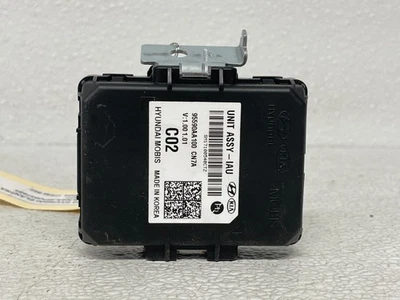 ⭐2021-2023 HYUNDAI ELANTRA IDENTITY AUTHENTICATION CONTROL MODULE OEM LOT2677 - Image 1 of 4