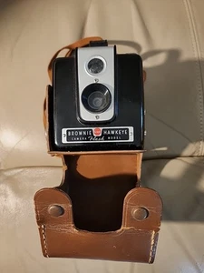 Vintage Kodak Brownie Hawkeye Flash Model Camera | 1950 - 1961 Untested - Picture 1 of 7