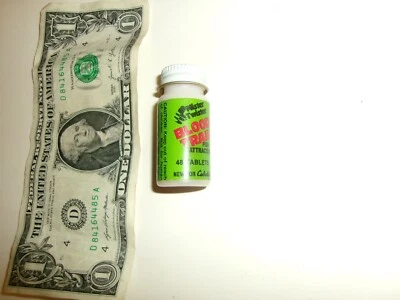 48 Tabletas de Colección Mister Twister Blood Trail Señuelo Pesca Cabela's - Nuevo en Paquete Foto 1 de 4