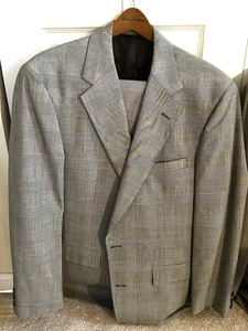 Brooks Brothers 1818 Glen Plaid Gray Suit Pure Wool Sz 44L 38 x 32 Pants - Picture 1 of 11