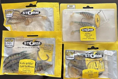 4 conf. Esche Artificiali Gomma marca Storm Vintage, mai aperte, Pesca Spinning - Immagine 1 di 4