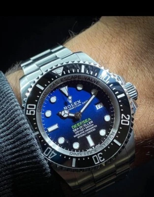 Reloj Rolex Sea-Dweller James Cameron 126660 esfera azul 44 mm - Juego completo Foto 1 de 4