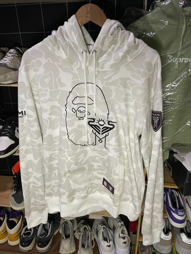 A BATHING APE (BAPE) Felpa con cappuccio Preloved BAPE x INTER MIAMI CF MIMETICA MEDIA–
