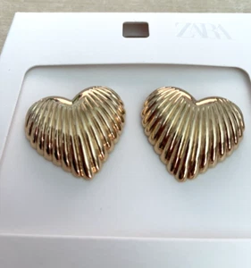 PENDIENTES CORAZÓN ORO ZARA 2025 REF 4736/086/303 - Imagen 1 de 5