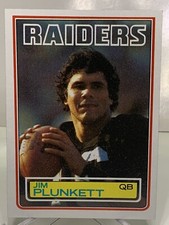 1983 Topps Jim Plunkett C Football Cards #307