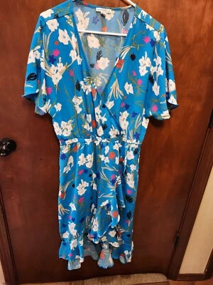 Vestido envolvente J.Crew Mercantile para mujer talla L manga corta floral con volantes Foto 1 de 4