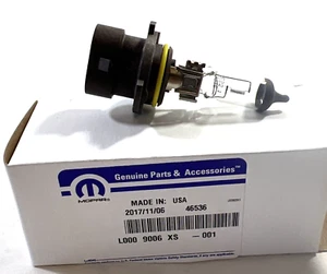 Bombilla de faro original OEM Mopar PT Cruiser 2001-2010 L0009006XS - Imagen 1 de 3