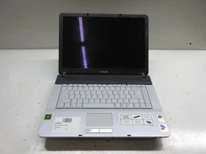 Sony Vaio PCG-7A2L VGN-FS660/W - Intel Centrino NO HDD No Batt - For Parts - Afbeelding 1 van 7