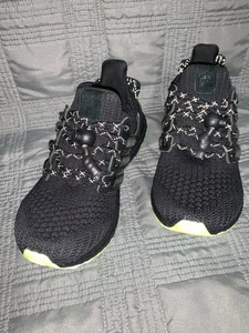 Größe 6,5 - Adidas Ivy Park Ultra Boost OG 'black Hi-Res Yellow' GX0200 - Bild 1 von 6